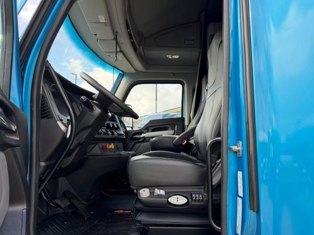 2023 Kenworth T680-28