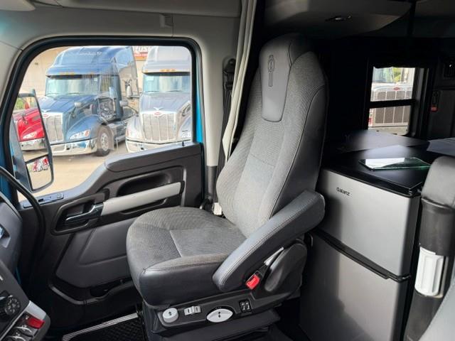 2023 Kenworth T680-29