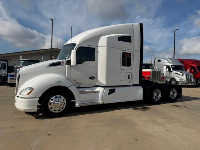 2020 Kenworth T680-1
