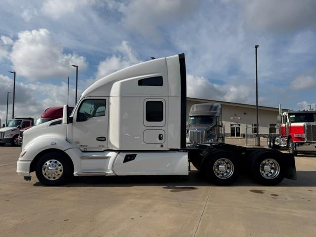 2020 Kenworth T680-2