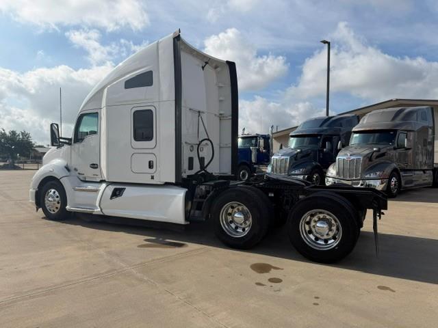 2020 Kenworth T680-3