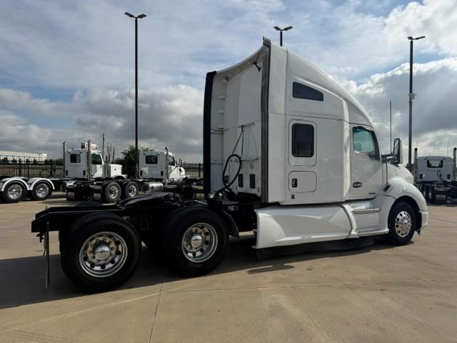 2020 Kenworth T680-8