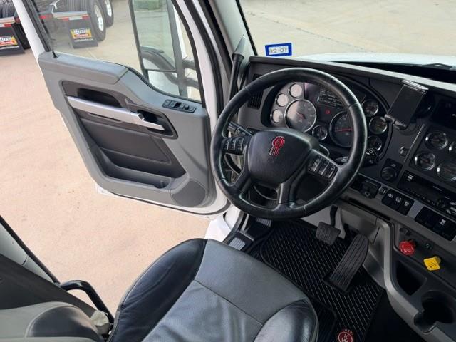 2020 Kenworth T680-43