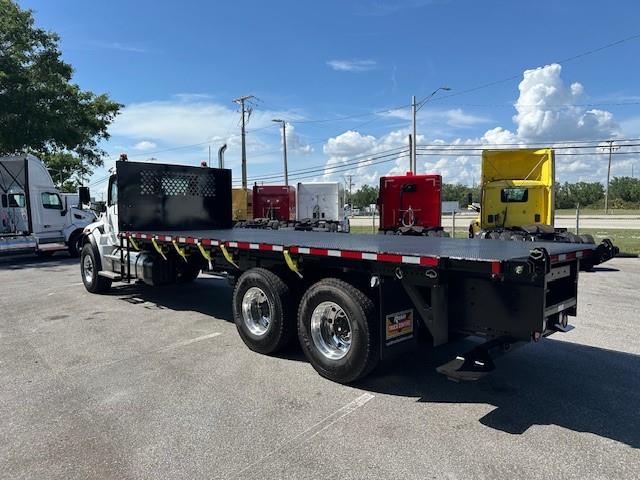 2027 Peterbilt 548-3