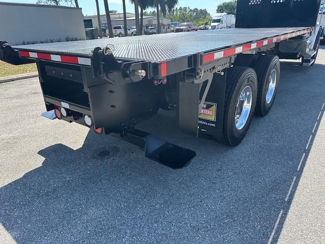 2027 Peterbilt 548-6