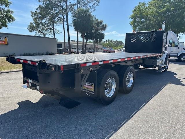 2027 Peterbilt 548-9