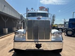 2027 Peterbilt 589-2