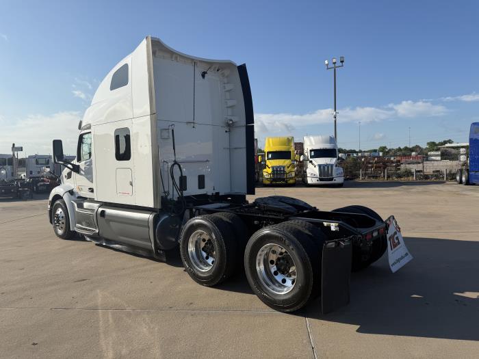 2021 Peterbilt 579-2