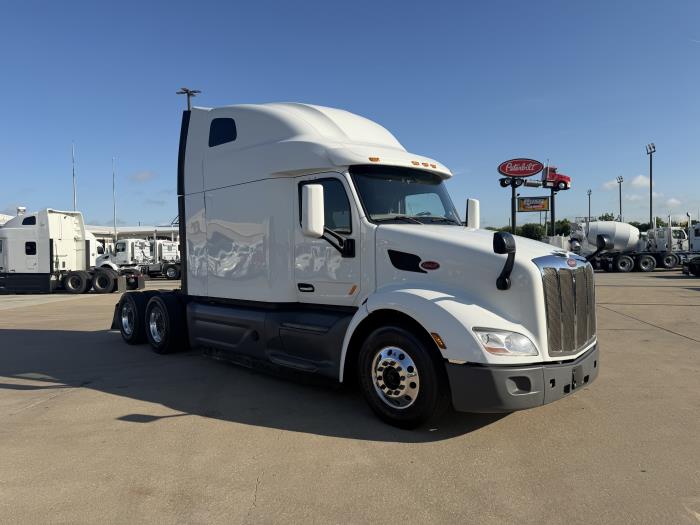 2021 Peterbilt 579-6