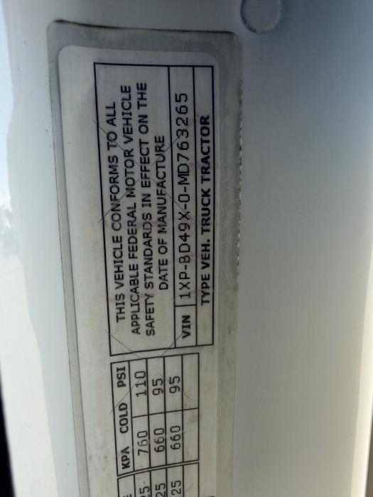 2021 Peterbilt 579-26