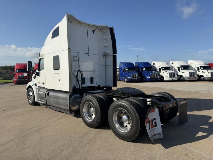 2021 Peterbilt 579-2