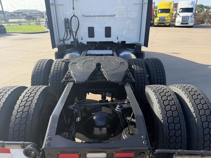 2021 Peterbilt 579-12