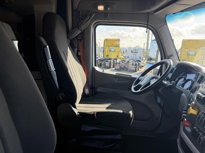 2021 Peterbilt 579-22