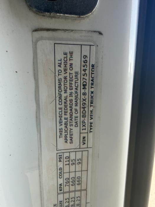 2021 Peterbilt 579-26
