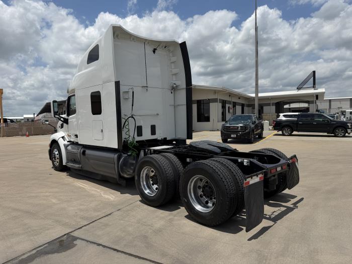 2021 Peterbilt 579-2