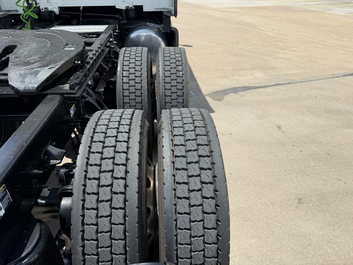 2021 Peterbilt 579-10