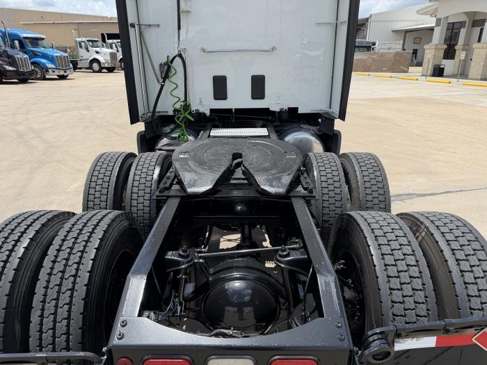 2021 Peterbilt 579-12