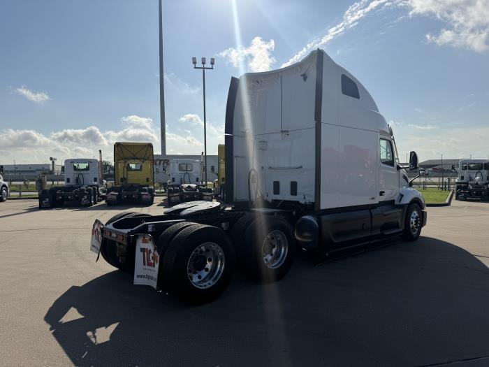 2022 Peterbilt 579-4