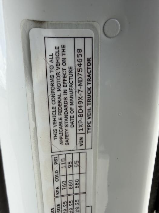 2021 Peterbilt 579-26