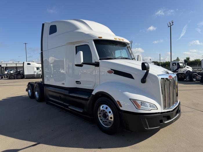 2022 Peterbilt 579-6