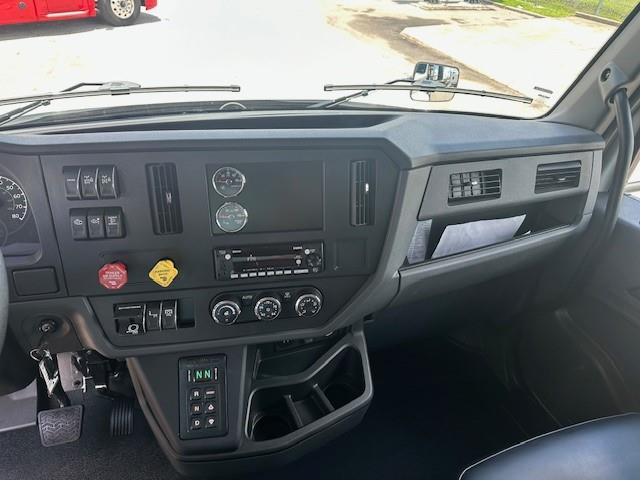 2027 Peterbilt 548-14