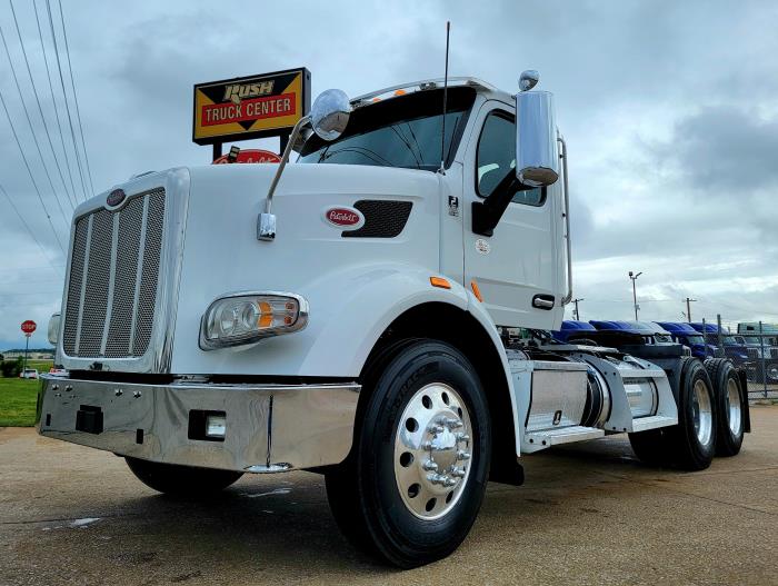 2020 Peterbilt 567-1