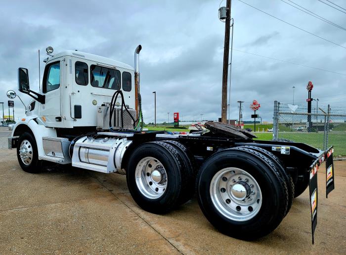 2020 Peterbilt 567-3