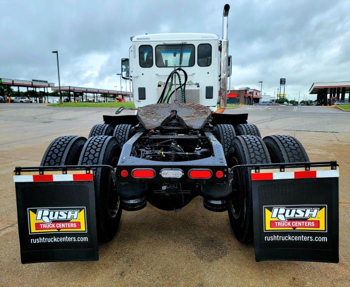 2020 Peterbilt 567-6