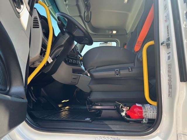 2027 Peterbilt 567-10