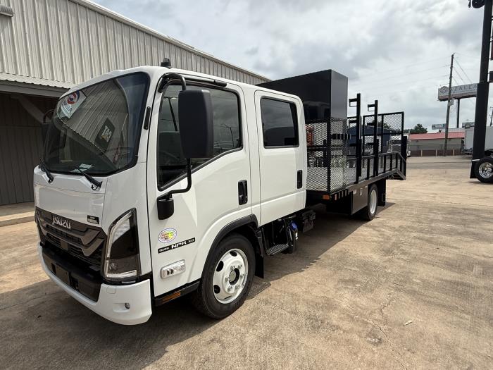 2026 Isuzu NPR-XD-1