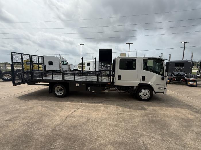 2026 Isuzu NPR-XD-4