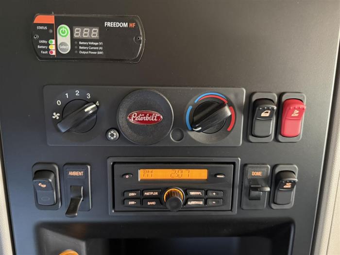 2027 Peterbilt 589-23