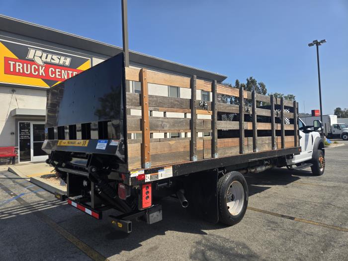 2021 Ford F-550-4