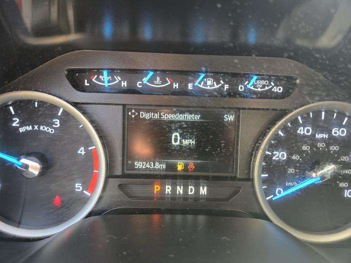 2021 Ford F-550-10