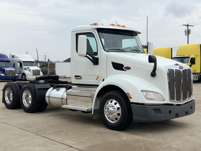 2021 Peterbilt 579-3