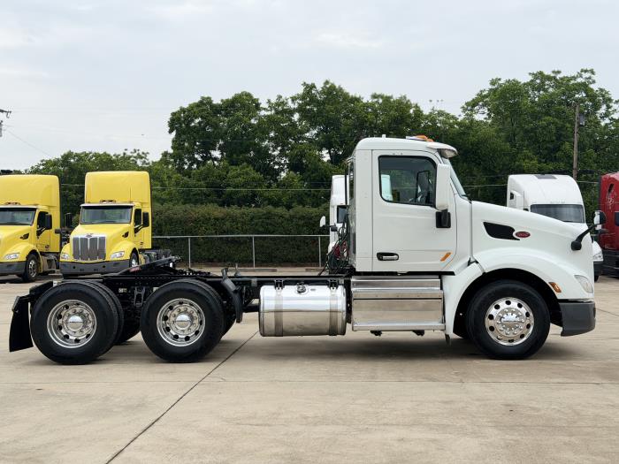 2021 Peterbilt 579-4