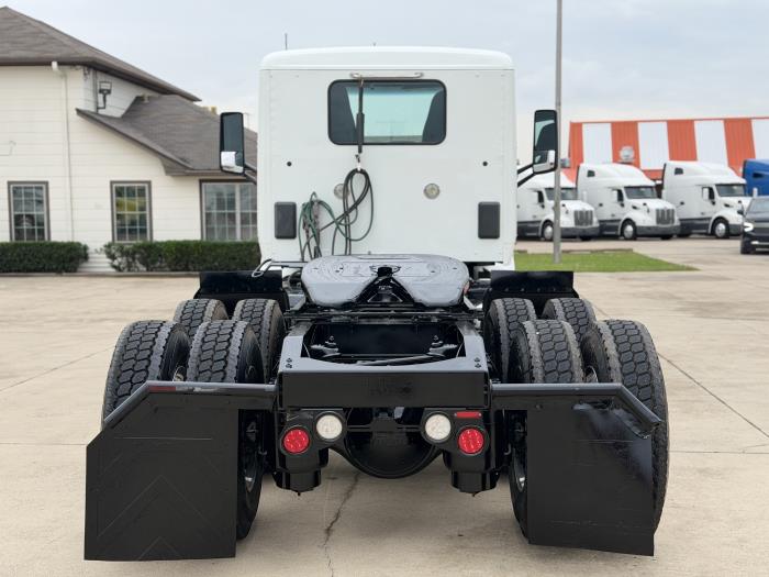 2021 Peterbilt 579-6