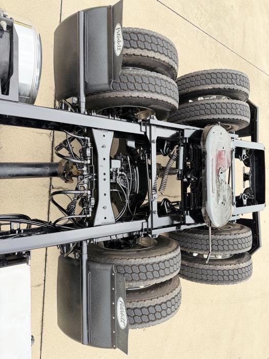 2021 Peterbilt 579-12