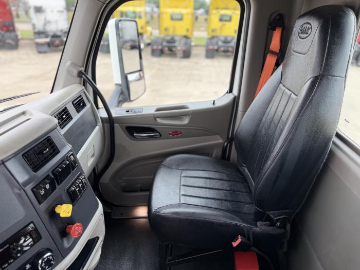 2021 Peterbilt 579-15