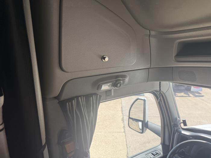 2022 Peterbilt 579-17