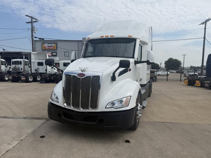 2022 Peterbilt 579-24