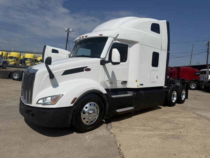 2022 Peterbilt 579-22