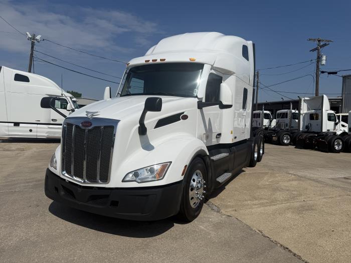 2022 Peterbilt 579-23