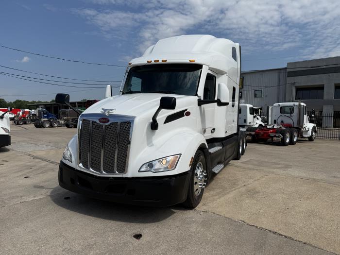 2022 Peterbilt 579-22