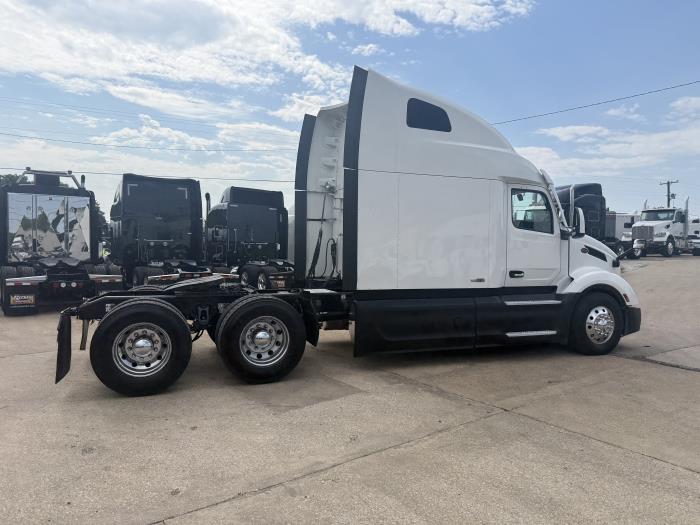2022 Peterbilt 579-34