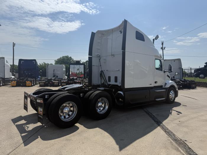 2022 Peterbilt 579-35