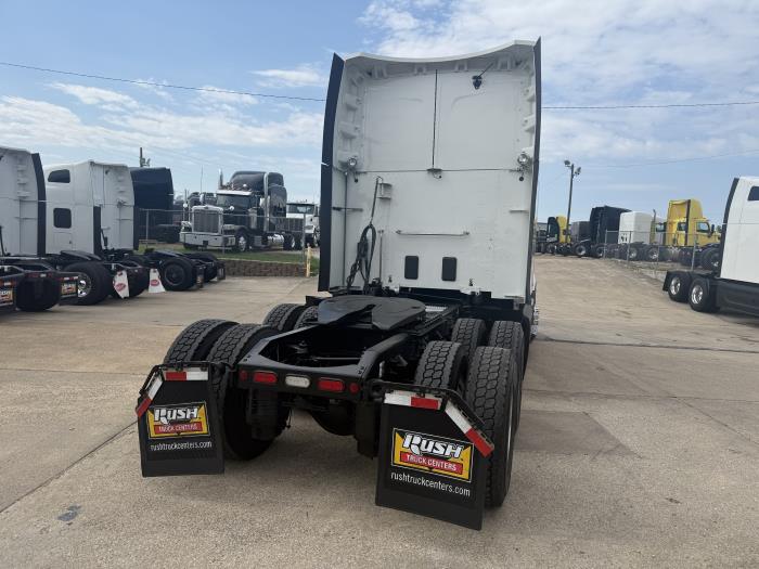 2022 Peterbilt 579-38