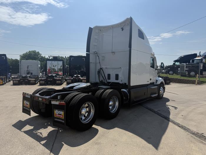 2022 Peterbilt 579-36