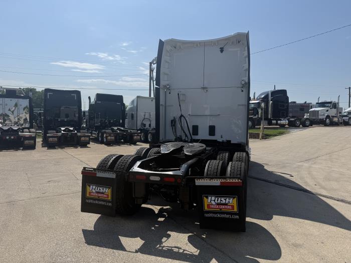 2022 Peterbilt 579-38