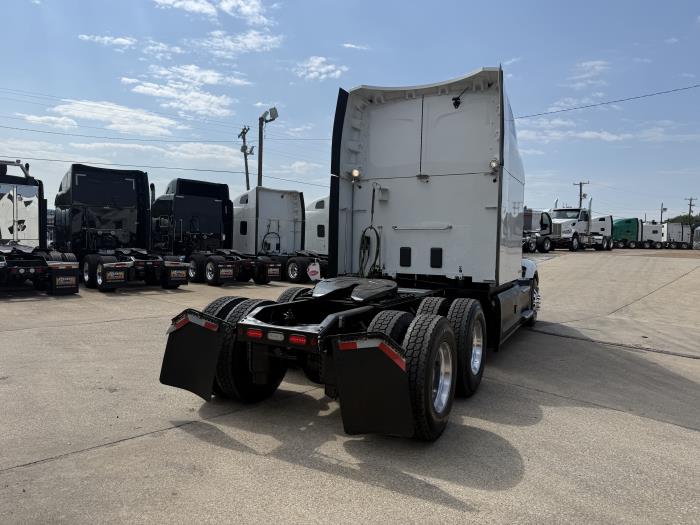 2022 Peterbilt 579-35